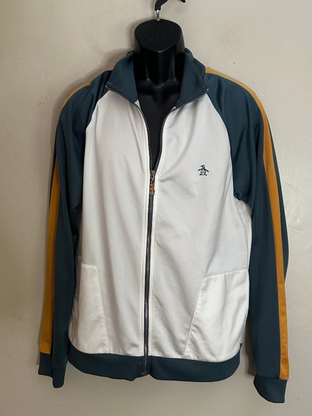 Penguin Fleece Warmup Jacket XL Gently worn 100% polyester Full zip 22" armpit
